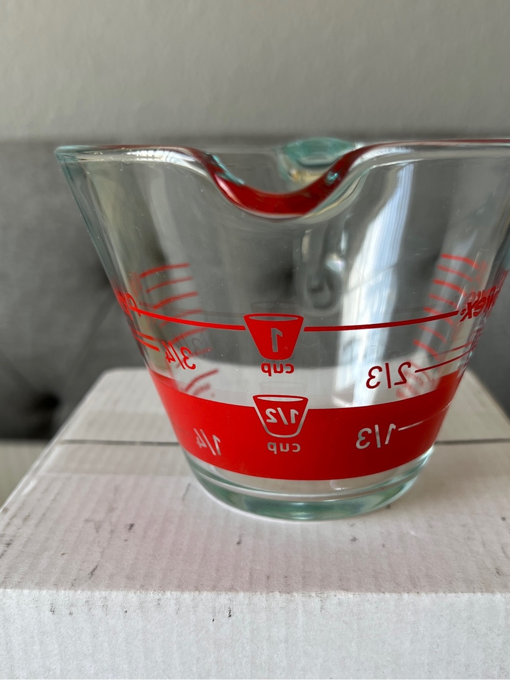 Pyrex 1 Cup (8 Oz) Vintage Clear Glass Red Letter Reverse Read Measuring Cup USA
